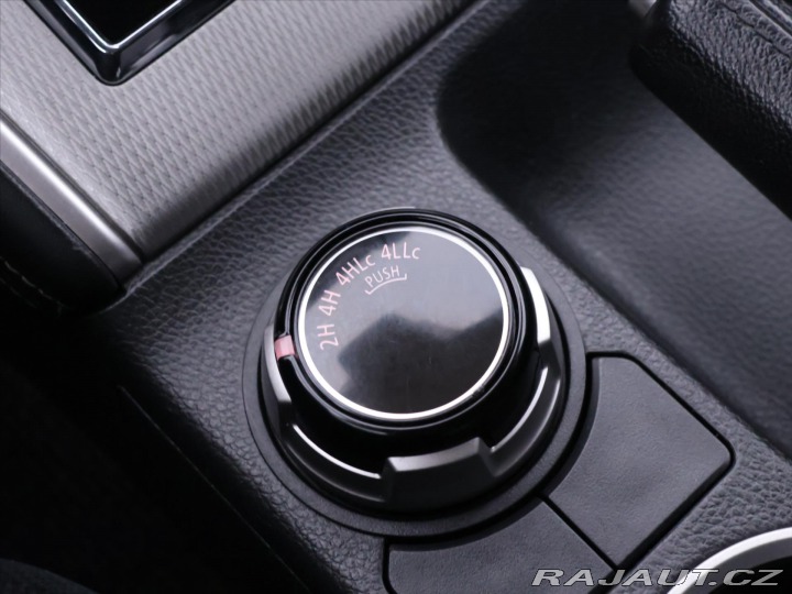 Mitsubishi L200 2,3 DI-D 110kW 4WD Double 2019