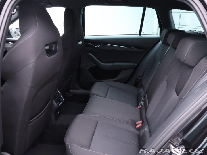 Škoda Octavia 2,0 TDI 110kW DSG Sportli 2023