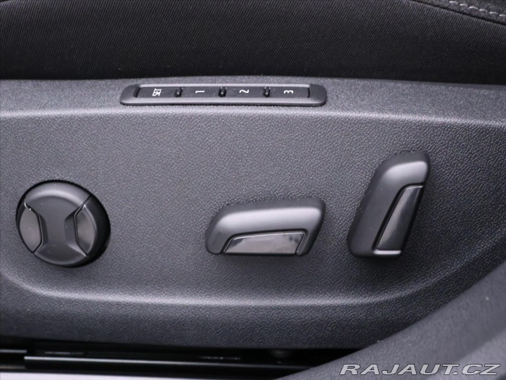 Škoda Octavia 2,0 TDI 110kW DSG Sportli 2023
