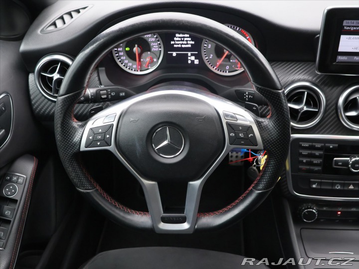 Mercedes-Benz A 1,6 200i Aut. AMG Prestig 2013