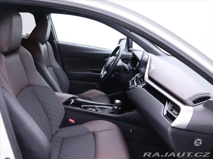 Toyota C-HR 1,8 E-CVT Executive CZ 2017