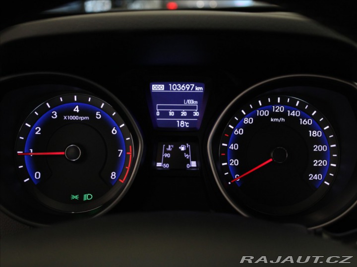 Hyundai i30 1,6 GDI 99kW Tricolor 1.m 2017