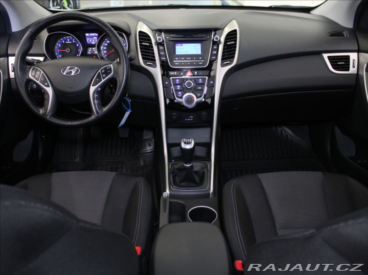 Hyundai i30 1,6 GDI 99kW Tricolor 1.m 2017