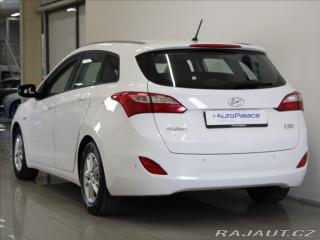 Hyundai i30 1,6 GDI 99kW Tricolor 1.m 2017