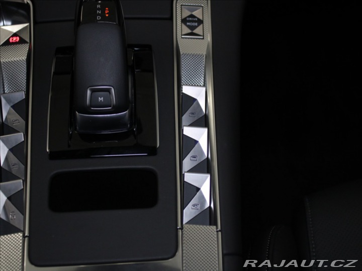 Ostatní značky Ostatní modely DS Automobiles DS7 Crossback 1,5 HDI ETOILE Focal Pano 2025