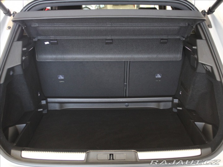 Ostatní značky Ostatní modely DS Automobiles DS7 Crossback 1,5 HDI ETOILE Focal Pano 2025