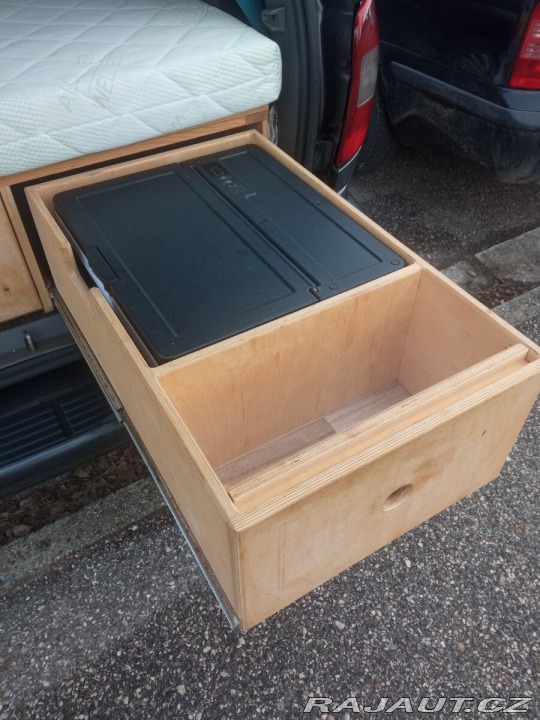 Chrysler Voyager 2,8   IV, CRD, r.v. 2005 2005