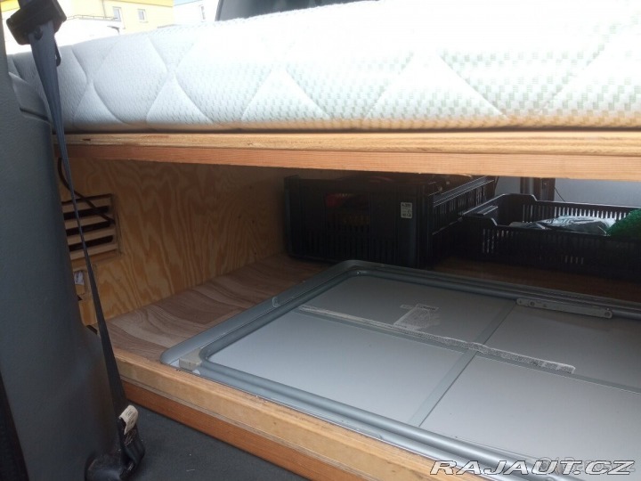 Chrysler Voyager 2,8   IV, CRD, r.v. 2005 2005