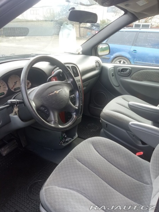 Chrysler Voyager 2,8   IV, CRD, r.v. 2005 2005