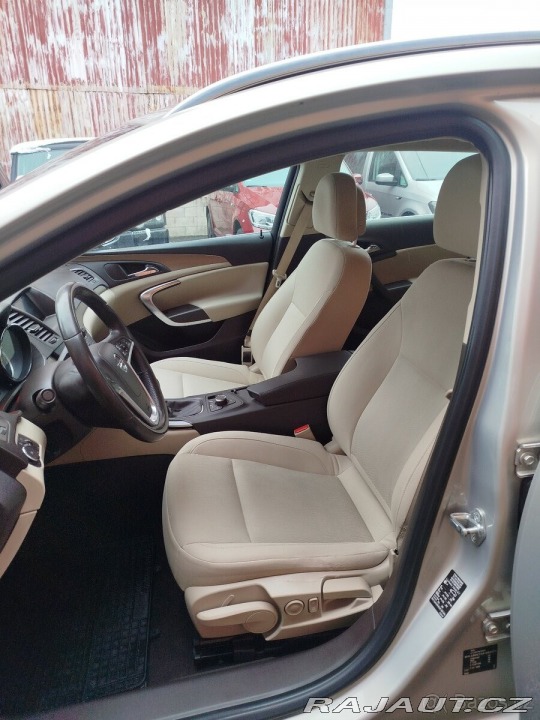 Opel Insignia 2,0 1800