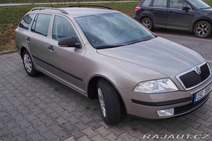 Škoda Octavia 1,6   II serviska, perfek 2012