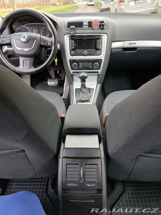 Škoda Octavia 2,0   II SCOUT TDi 1800