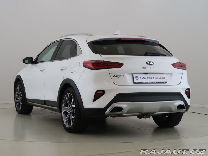 Kia XCeed  1800