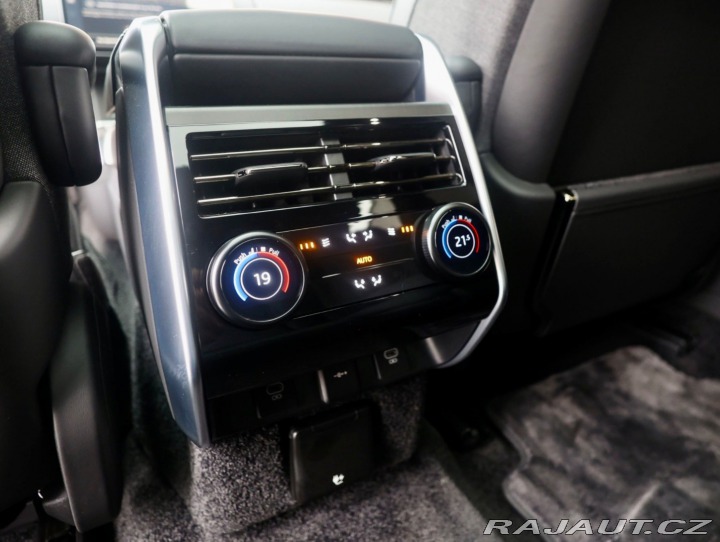 Land Rover Range Rover P550e SV | Panoráma - Ťa 2024