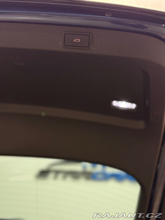 Škoda Superb Combi 2.0 TDI SCR L& 2023