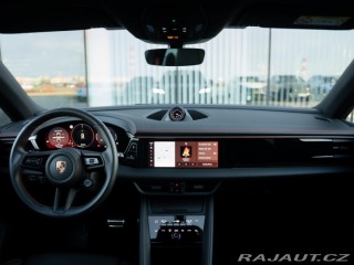 Porsche Macan 4S Electric 2024