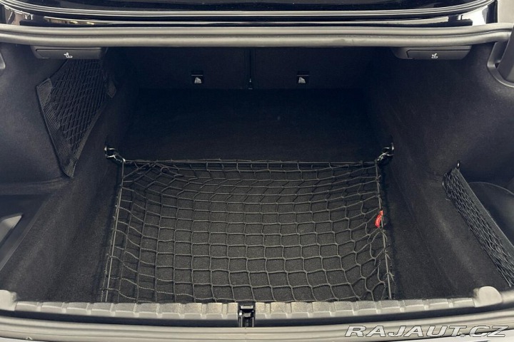 BMW 8 M850i xDrive 2023