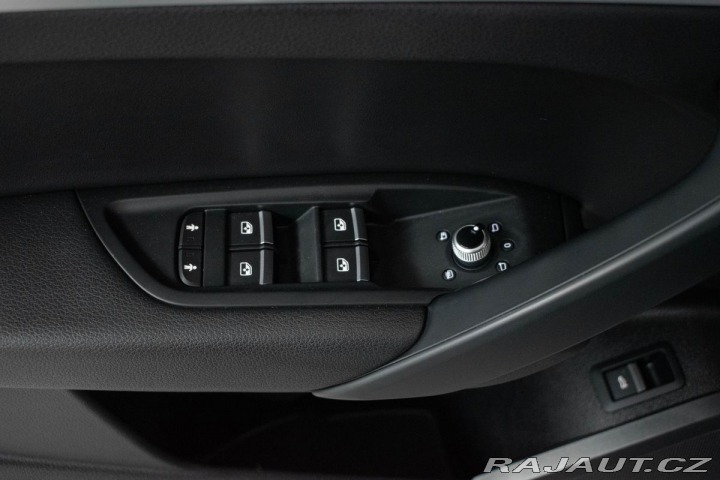Audi Q5 40 TDI S-LINE* REZERVACE 2019