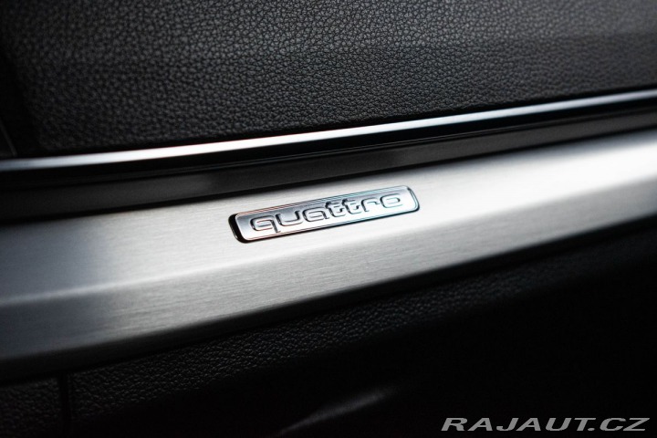 Audi Q5 40 TDI S-LINE* REZERVACE 2019