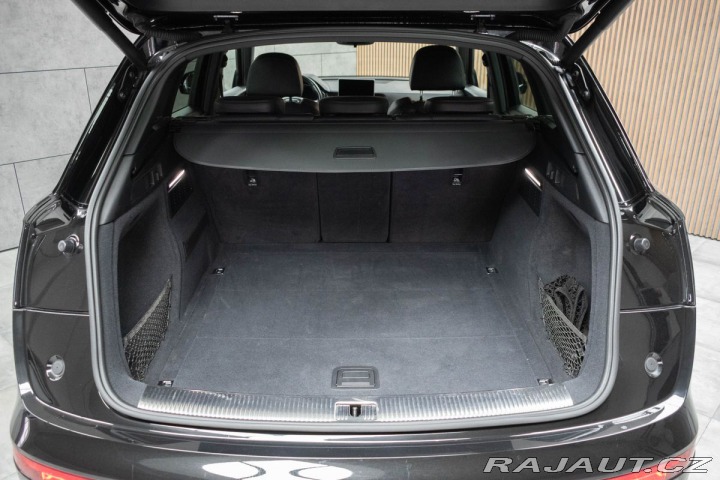 Audi Q5 40 TDI S-LINE* REZERVACE 2019