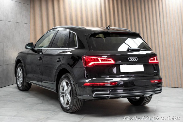 Audi Q5 40 TDI S-LINE* REZERVACE 2019