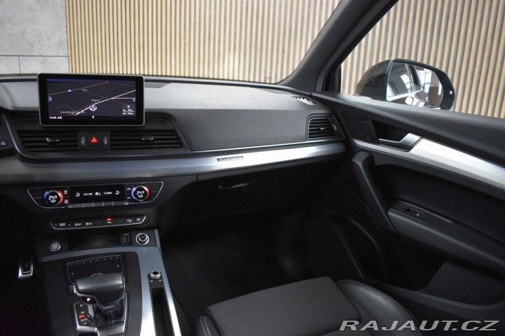 Audi Q5 40 TDI S-LINE* REZERVACE 2019