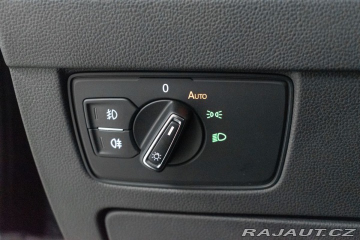 Volkswagen Passat 2.0TDI REZERVACE 2022