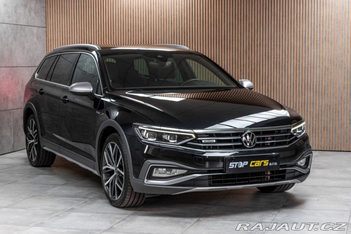 Volkswagen Passat 2.0TDI REZERVACE 2022