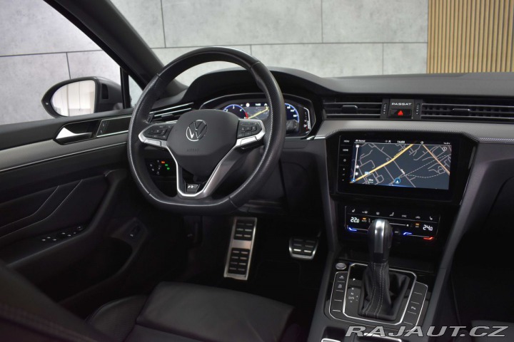 Volkswagen Passat 2.0TDI 147 R-LINE*TAŽNÉ*D 2022