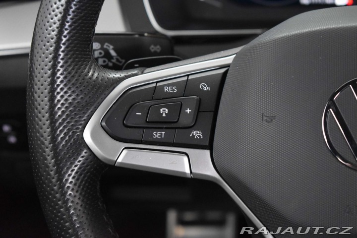 Volkswagen Passat 2.0TDI 147 R-LINE*TAŽNÉ*D 2022