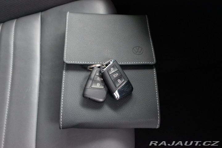 Volkswagen Passat 2.0TDI 147 R-LINE*TAŽNÉ*D 2022