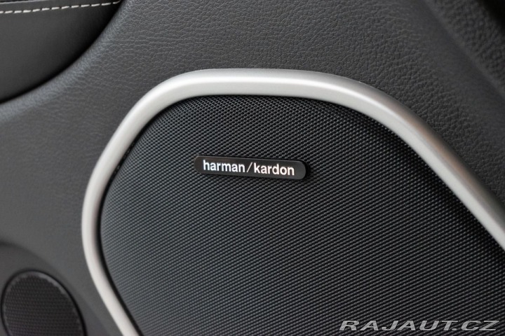 Jeep Grand Cherokee SRT 6.4 V8 REZERVACE 2016