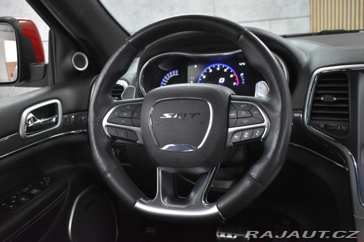 Jeep Grand Cherokee SRT 6.4 V8 REZERVACE 2016