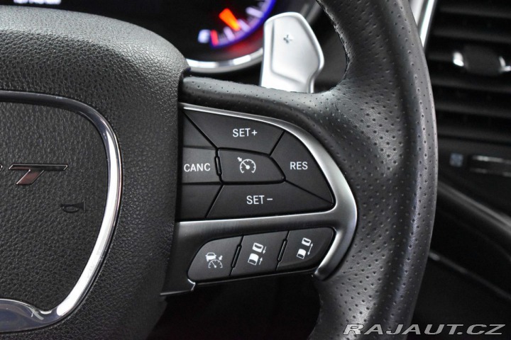 Jeep Grand Cherokee SRT 6.4 V8 REZERVACE 2016