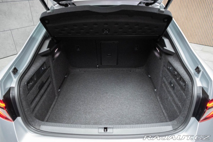 Škoda Superb 2.0TDI SPORTLINE REZERVAC 2020