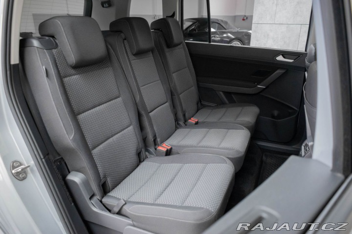 Volkswagen Touran 1.5 TSI REZERVACE 2023