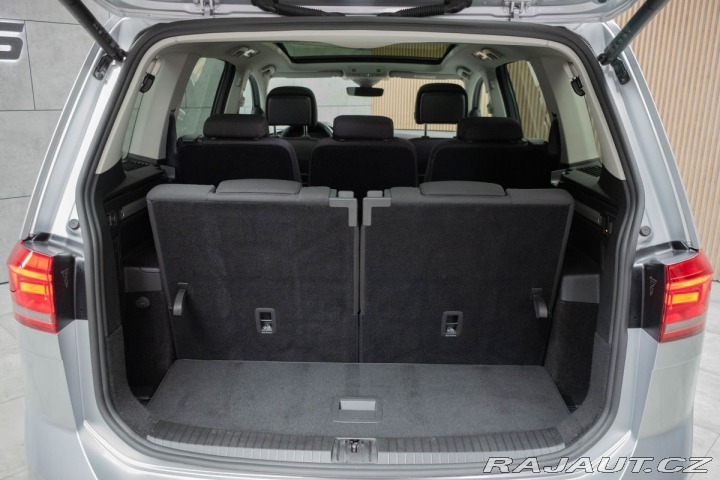 Volkswagen Touran 1.5 TSI REZERVACE 2023