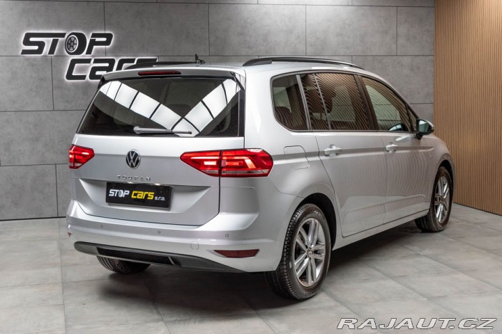 Volkswagen Touran 1.5 TSI REZERVACE 2023