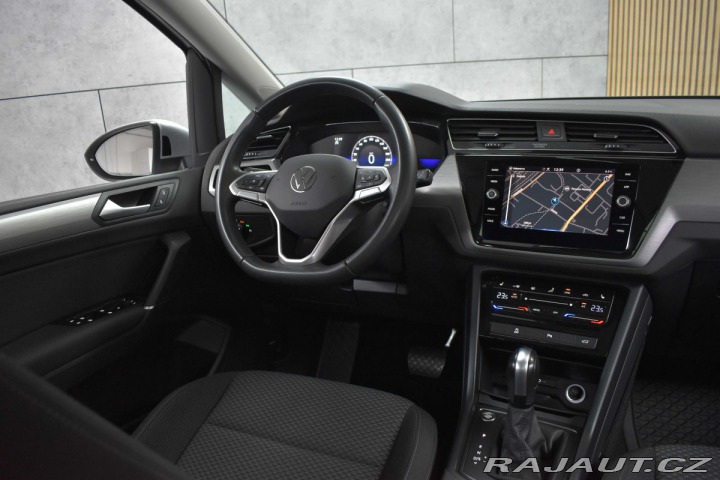 Volkswagen Touran 1.5 TSI REZERVACE 2023