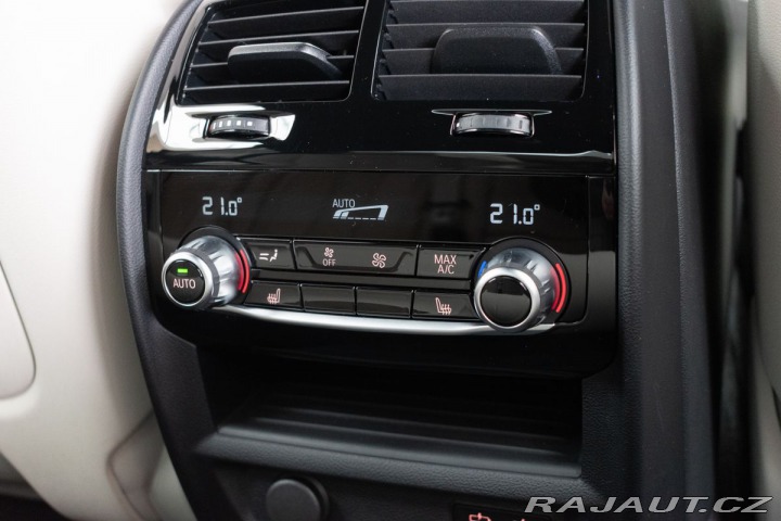 BMW 5 540i REZERVACE 2021