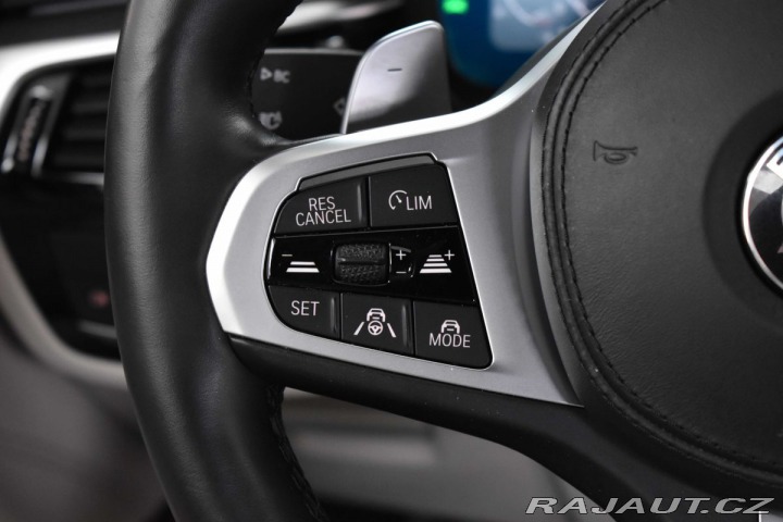 BMW 5 540i REZERVACE 2021
