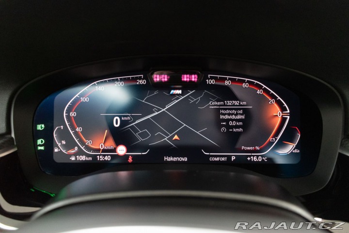 BMW 5 540i REZERVACE 2021