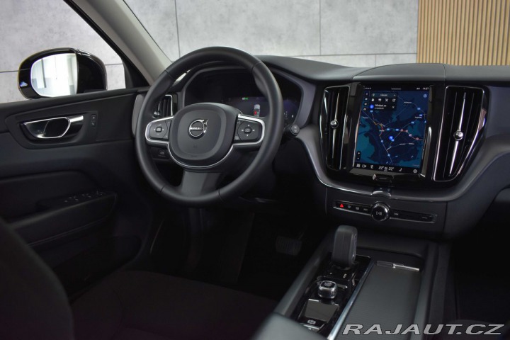 Volvo XC60 B4 AWD KESSY*MATRIX*VÝHŘE 2022