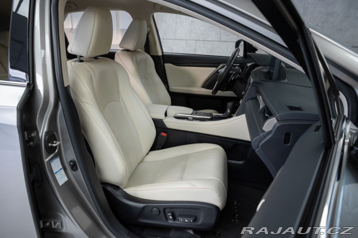 Lexus Ostatní modely RX 450h 450h V6 REZERVACE 2023