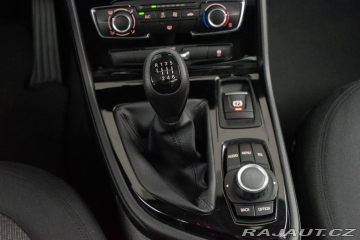 BMW 2 Active Tourer 216d *PANOR 2016