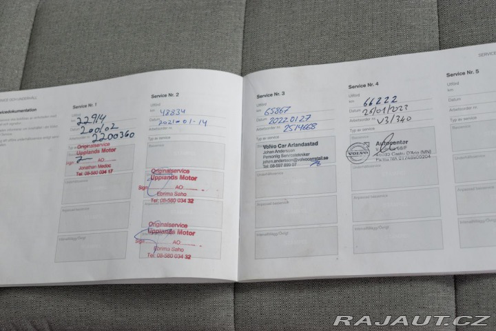 Volvo XC40 D3 MOMENTUM*TAŽNÉ*4xVÝHŘE 2019