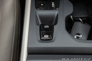 Volvo XC40 D3 MOMENTUM*TAŽNÉ*4xVÝHŘE 2019