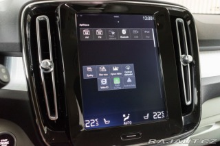 Volvo XC40 D3 MOMENTUM*TAŽNÉ*4xVÝHŘE 2019