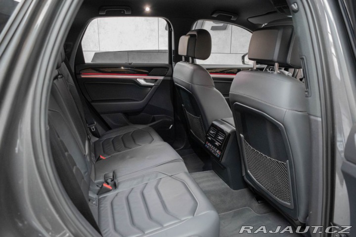Volkswagen Touareg 3.0TDI R-LINE*TAŽNÉ*WEBAS 2020