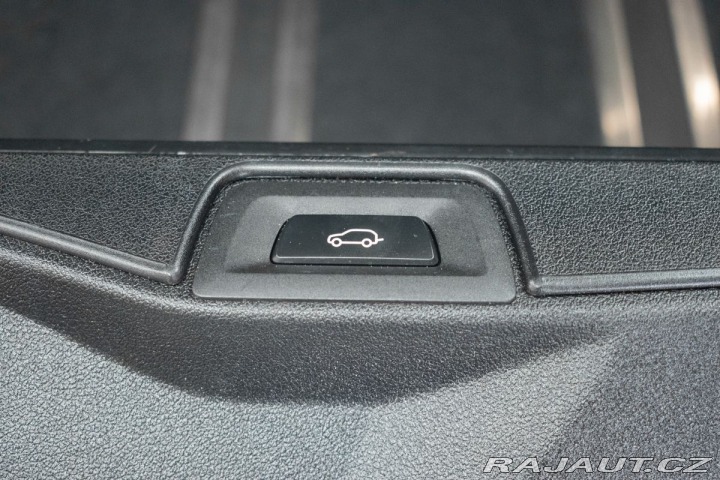 BMW X5 xDrive30d ///MSPORT*TAŽNÉ 2019